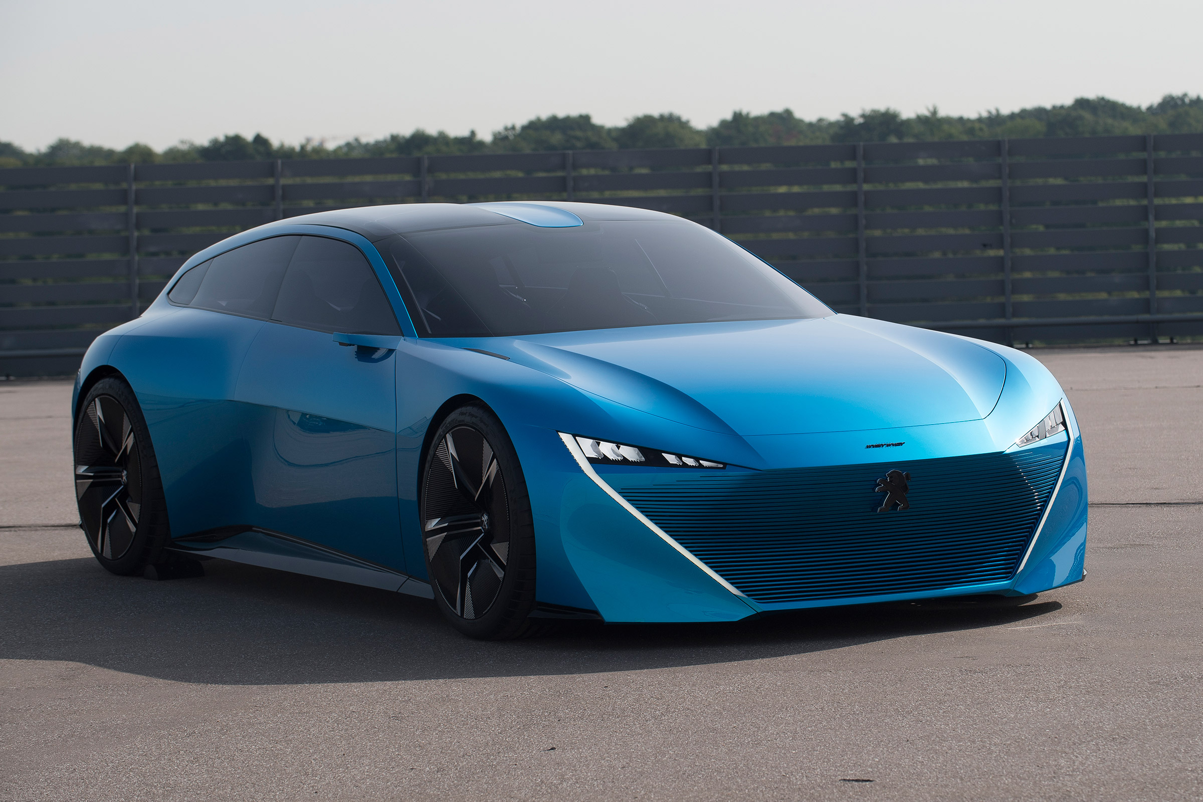 Peugeot Instinct Concept - front static