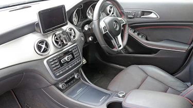 Used Mercedes GLA - dash