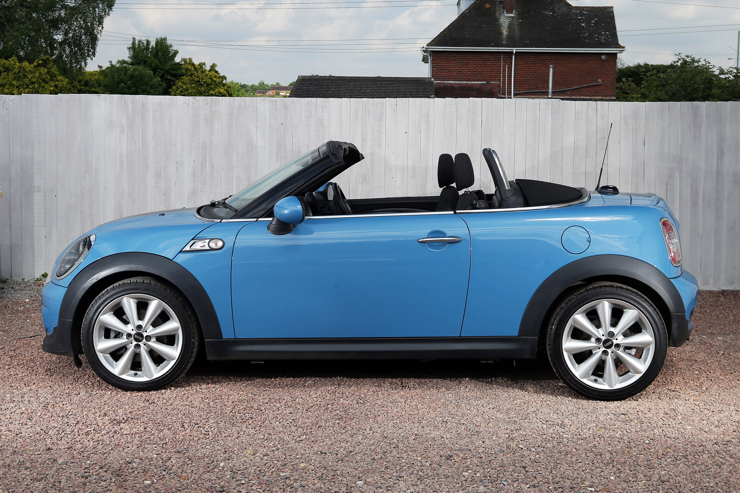 Used MINI Roadster - side
