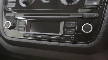 Used Volkswagen up! - centre console