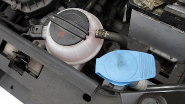 Used Volkswagen up! - engine