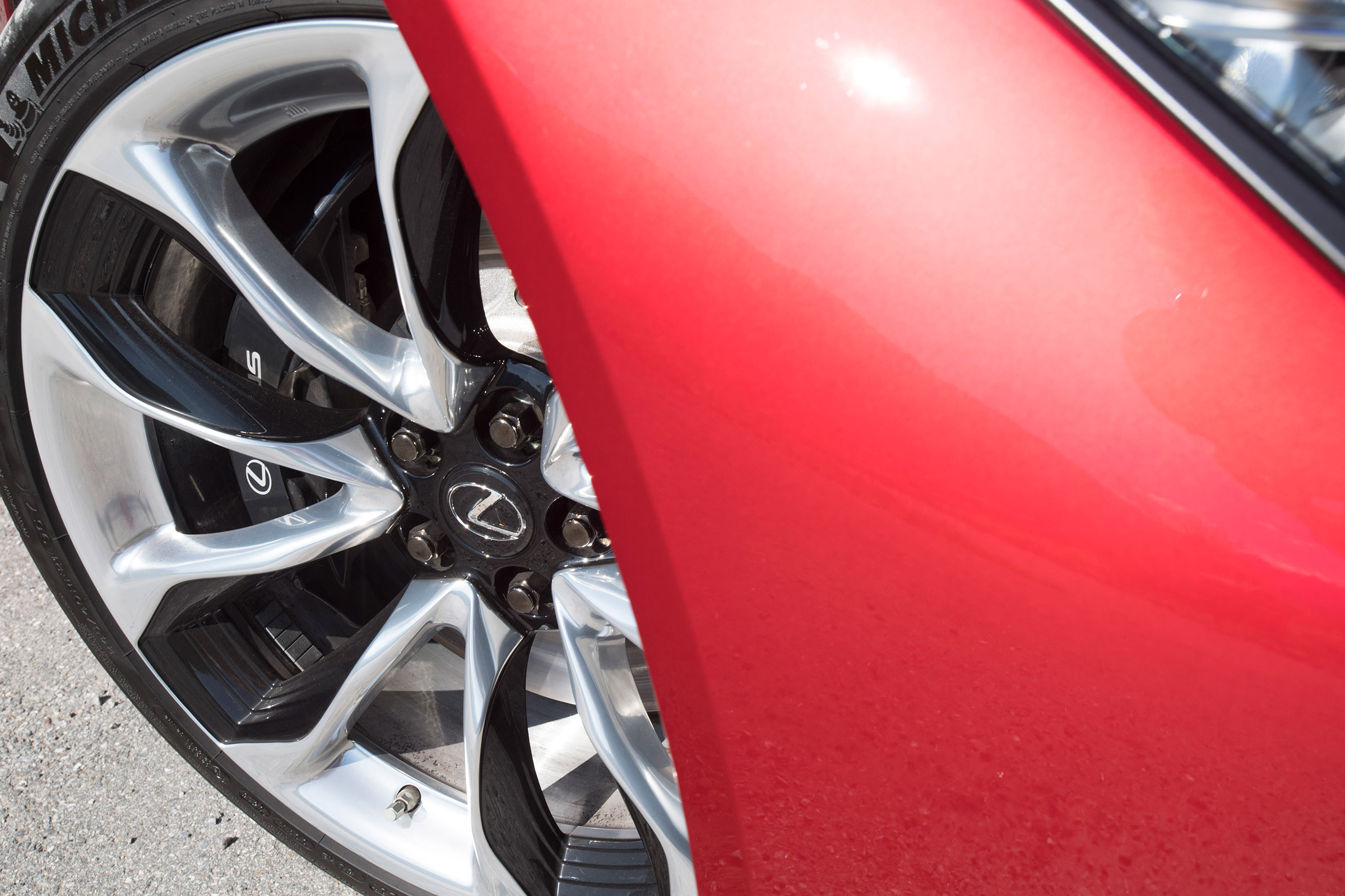 Lexus LC 500 - wheel