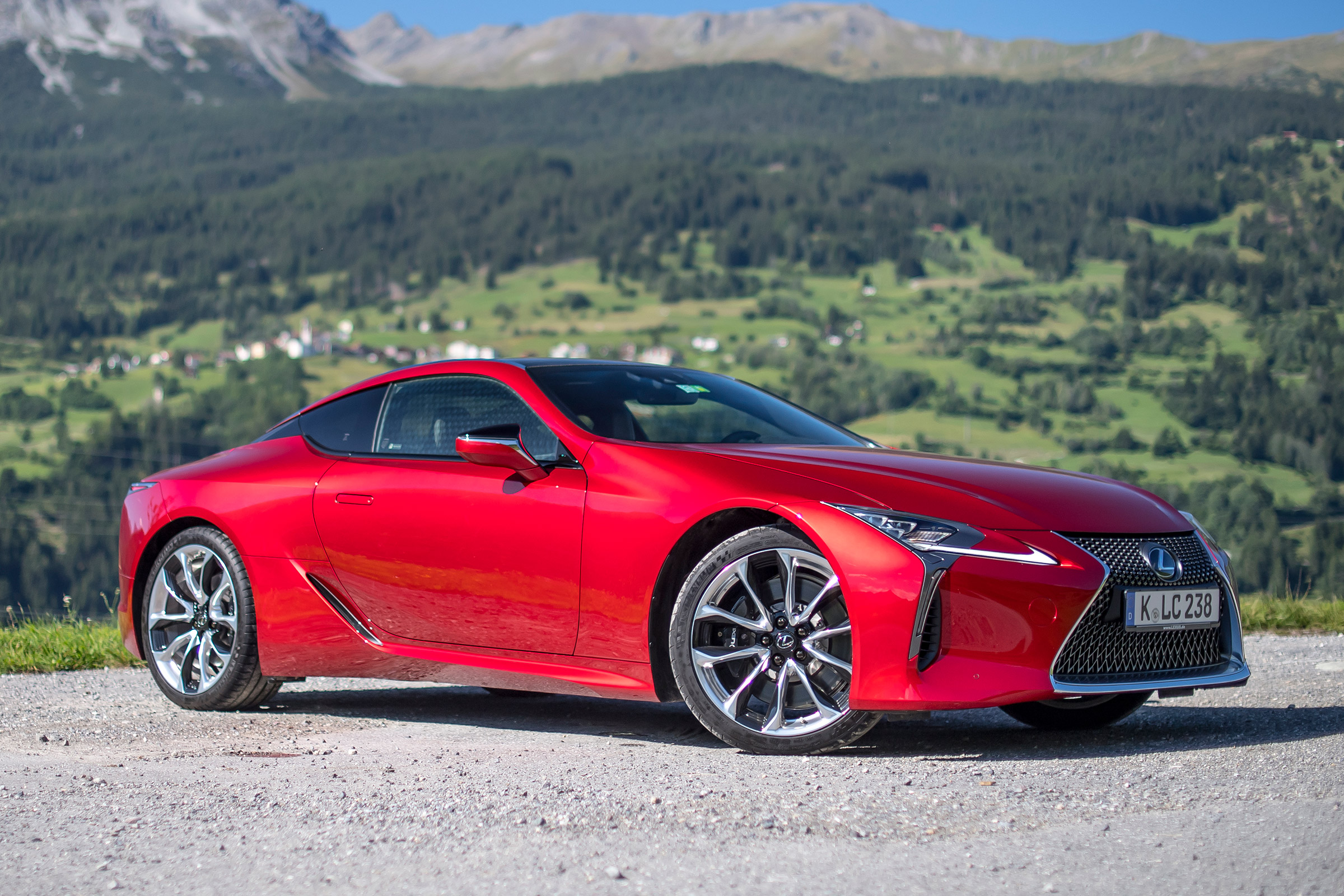 Lexus LC 500 - front static