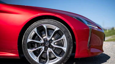 Lexus LC 500 - front profile
