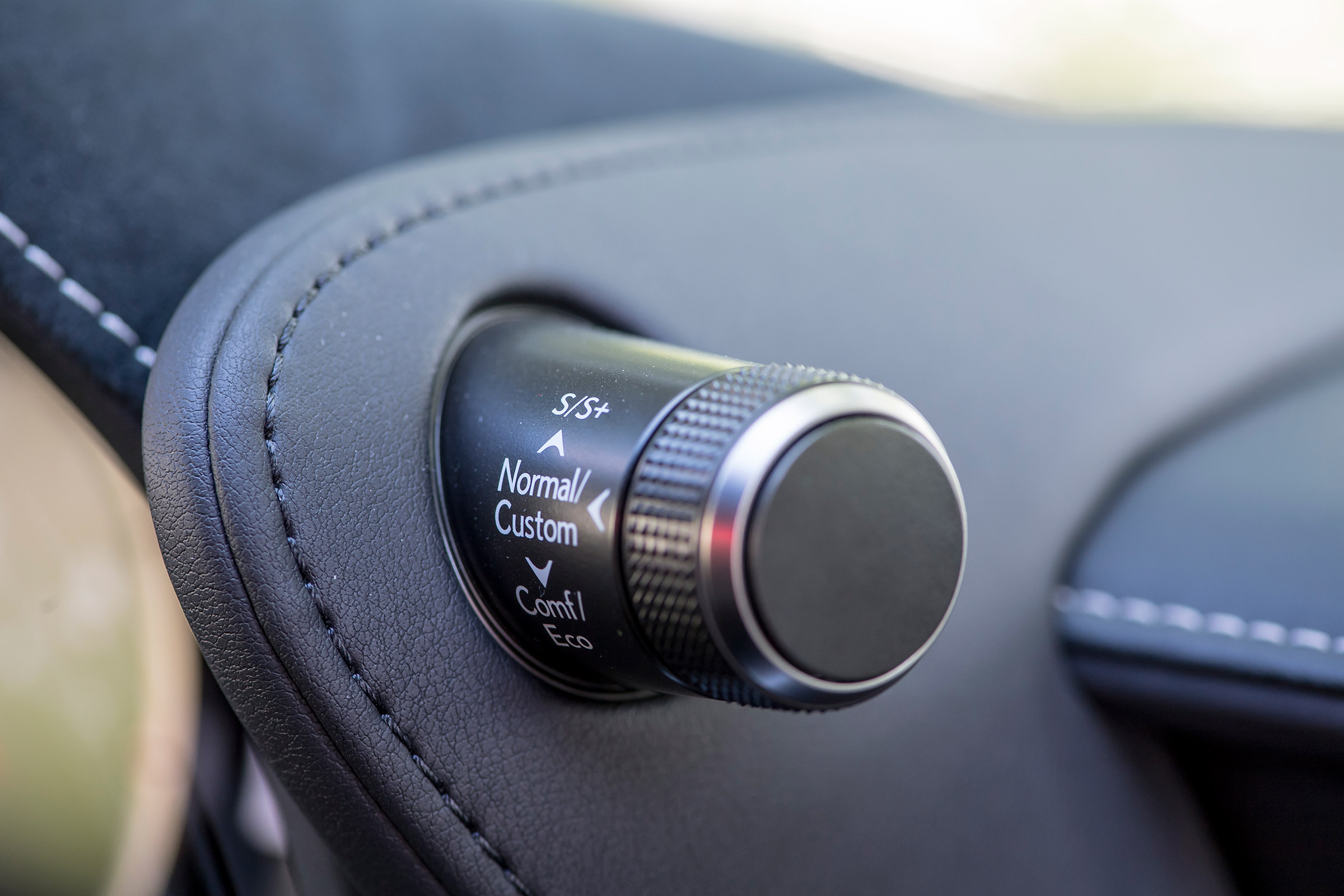 Lexus LC 500 - control