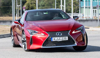 Lexus LC 500 - front