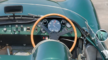 Aston Martin DBR1 - Cockpit
