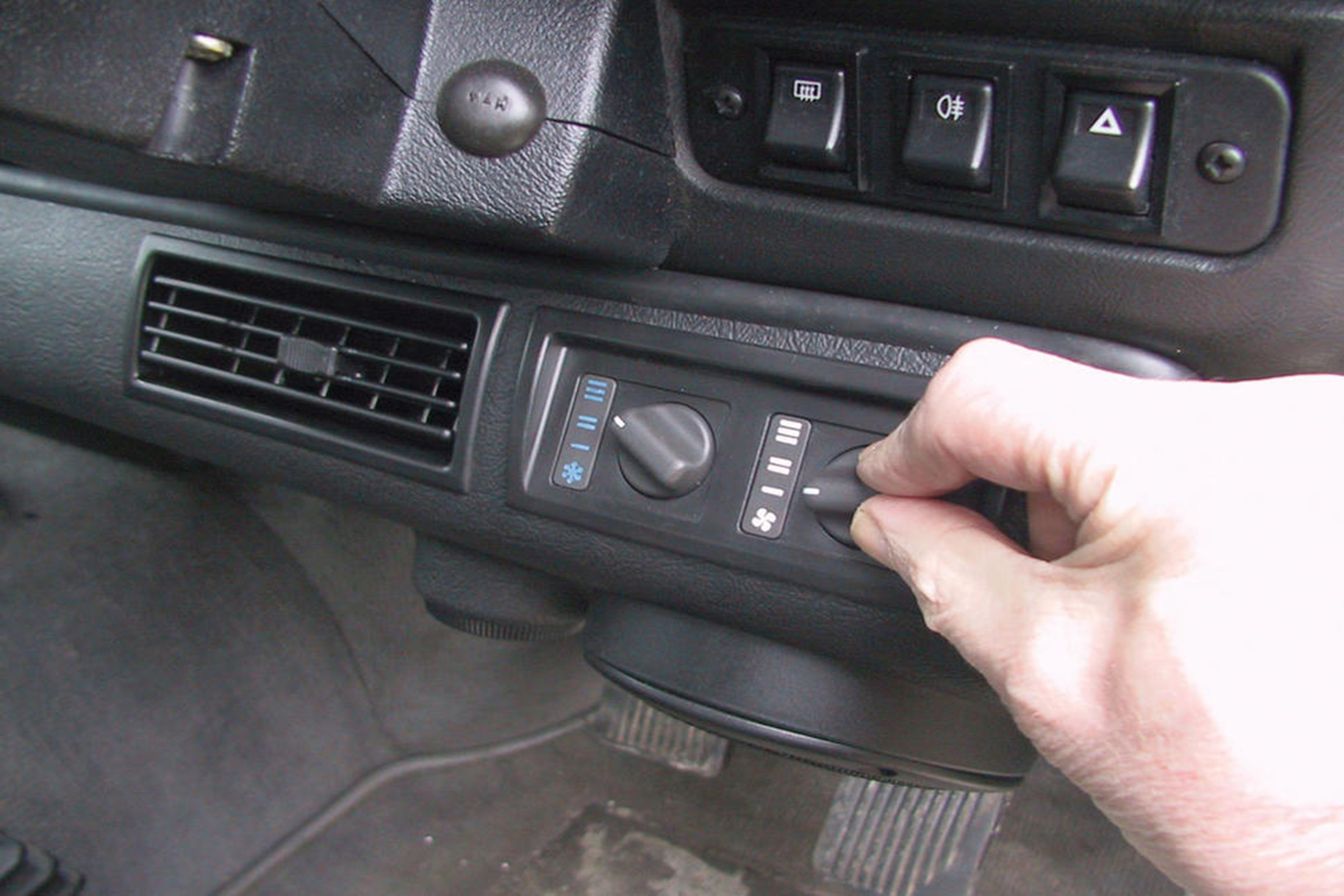 Defender air conditioning - 2