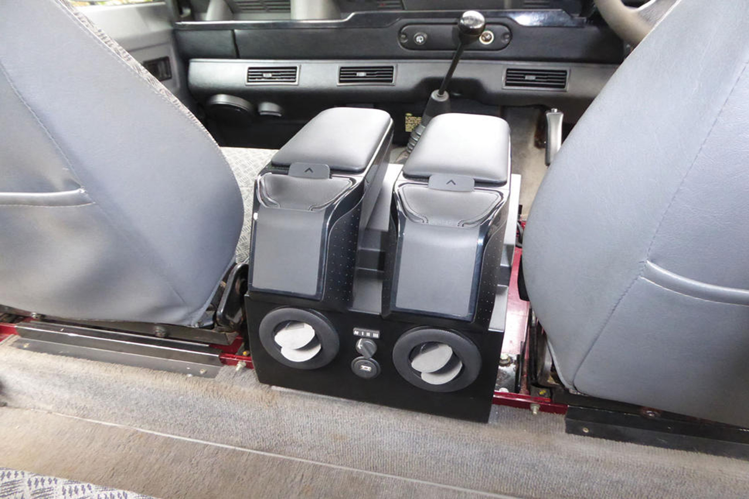 Defender air conditioning - 4
