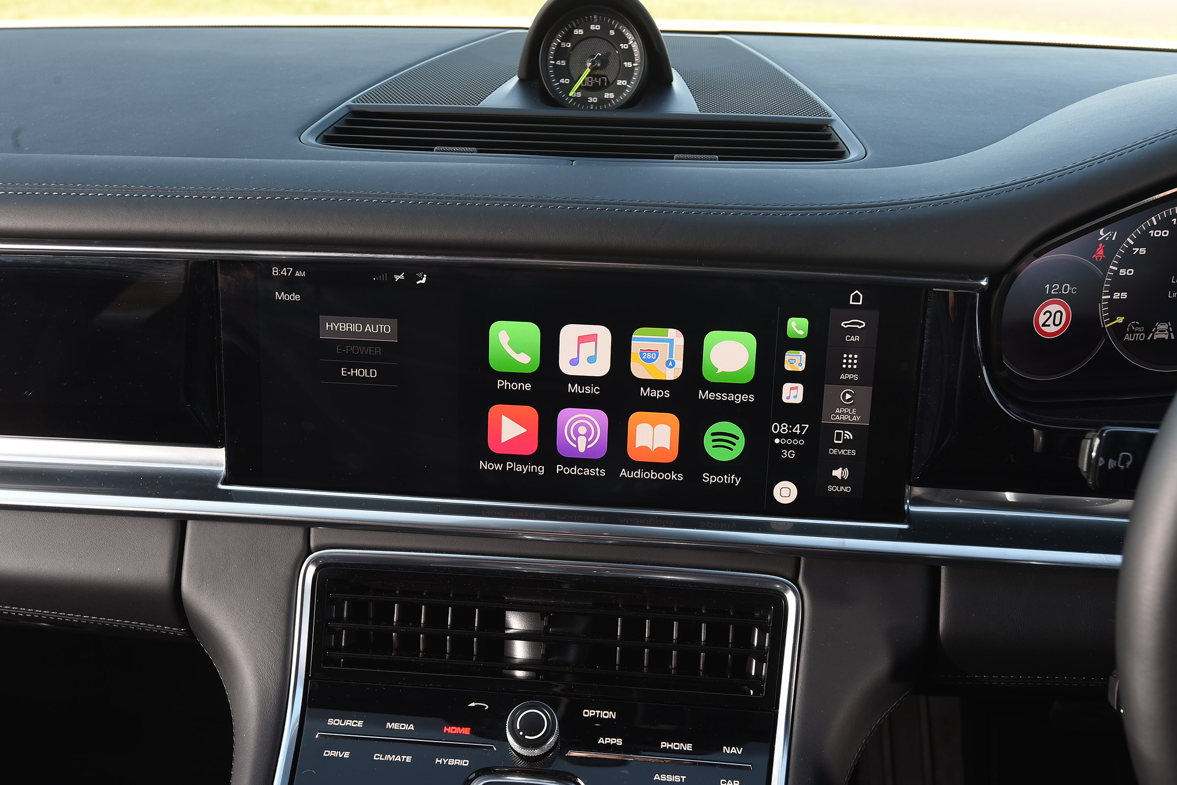 Porsche Panamera 4 E-Hybrid - Apple CarPlay