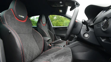 Skoda Octavia vRS 245 - front seats