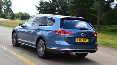 Volkswagen Passat Alltrack - rear