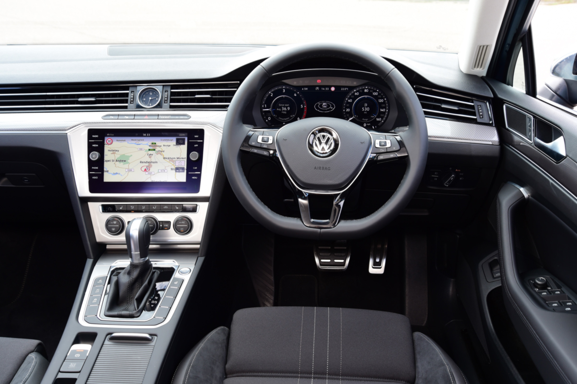 Volkswagen Passat Alltrack - cockpit