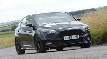 Ford Focus ST - front cornering
