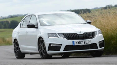 Skoda Octavia vRS 245 - front cornering