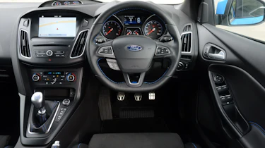 Ford Focus RS - dash