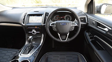 Ford Edge Vignale - dash