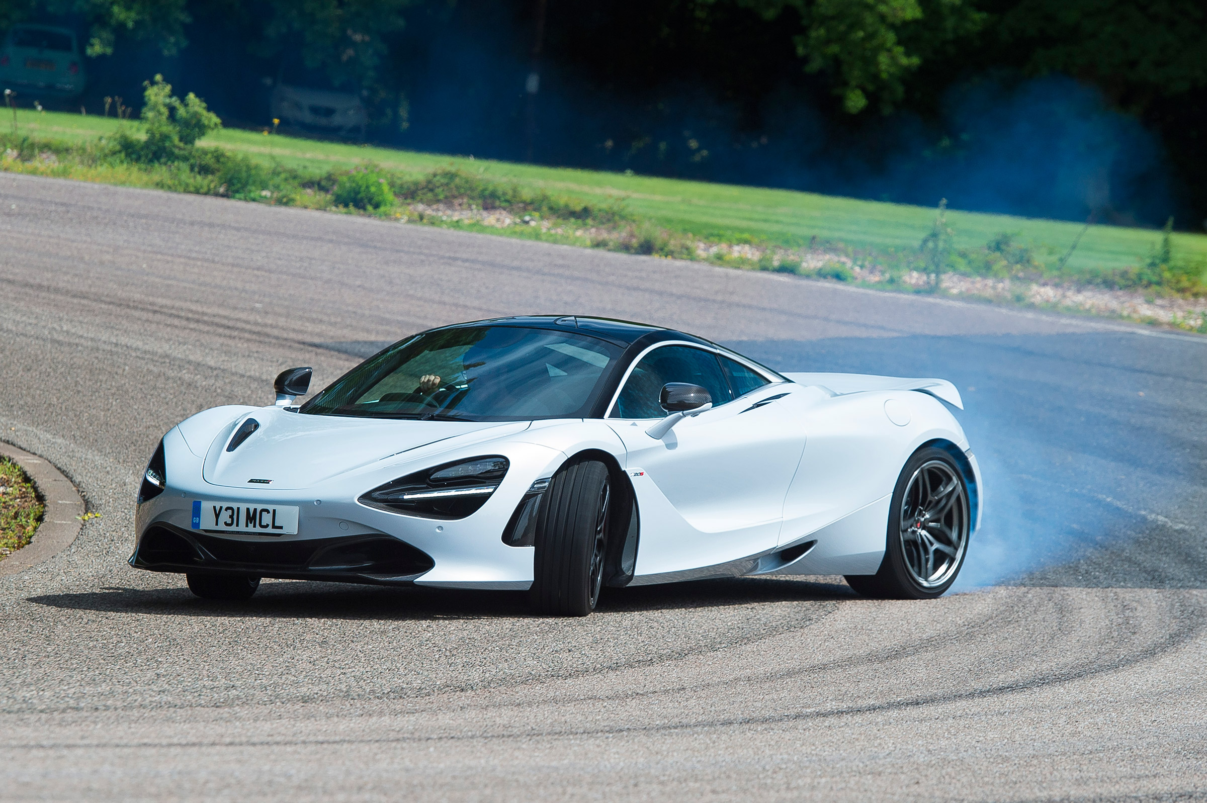 McLaren 720S - drift