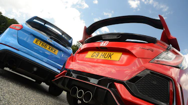 Honda Civic Type R vs Ford Focus RS - rear