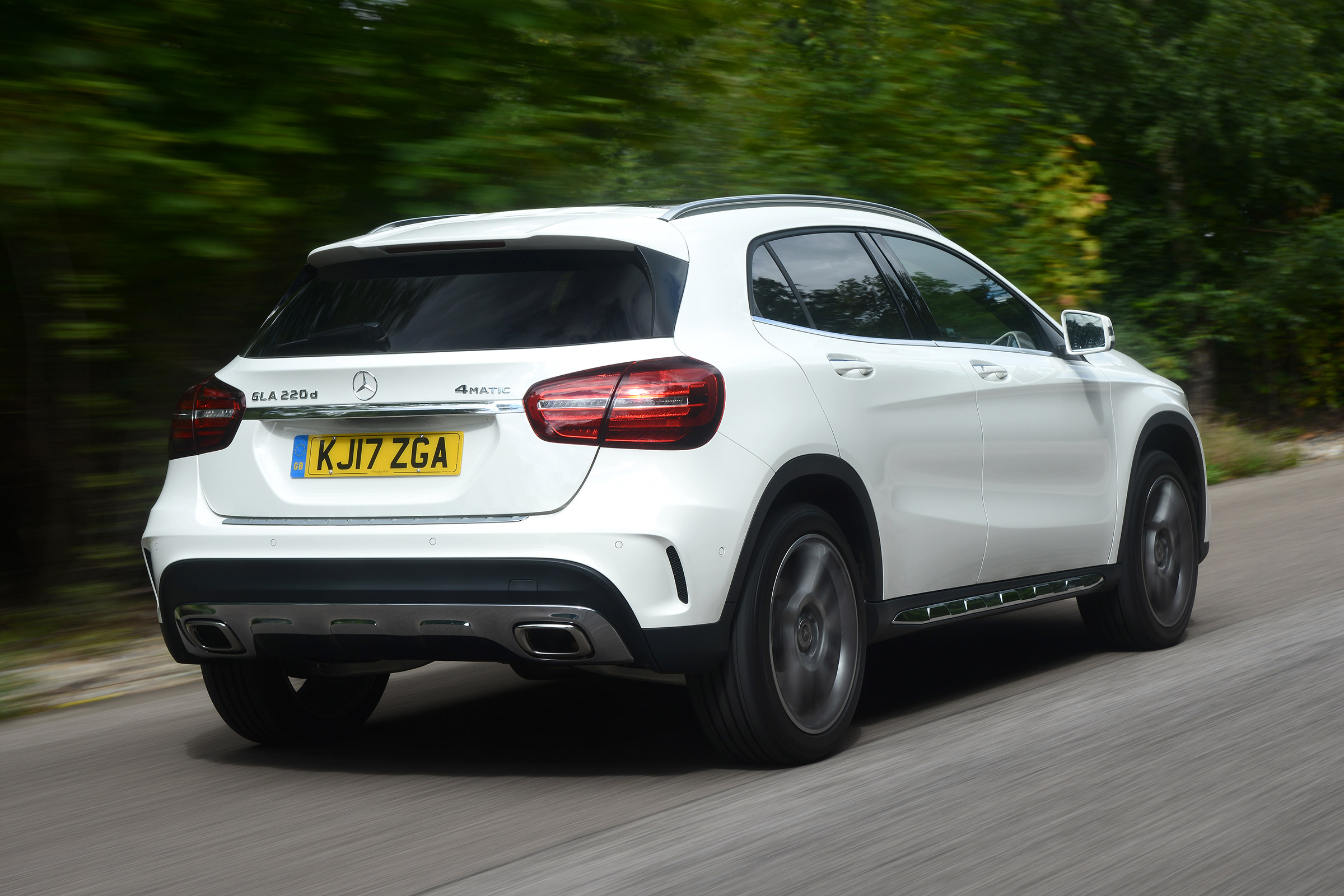 Mercedes GLA facelift - rear