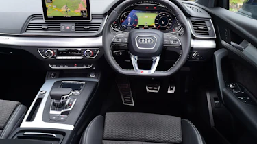 Audi Q5 - dash