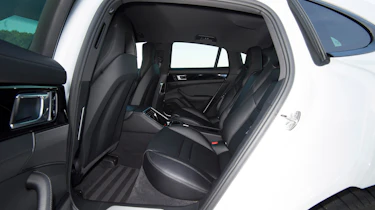 Porsche Panamera 4 E-Hybrid - rear seats