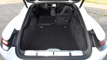 Porsche Panamera 4 E-Hybrid - boot