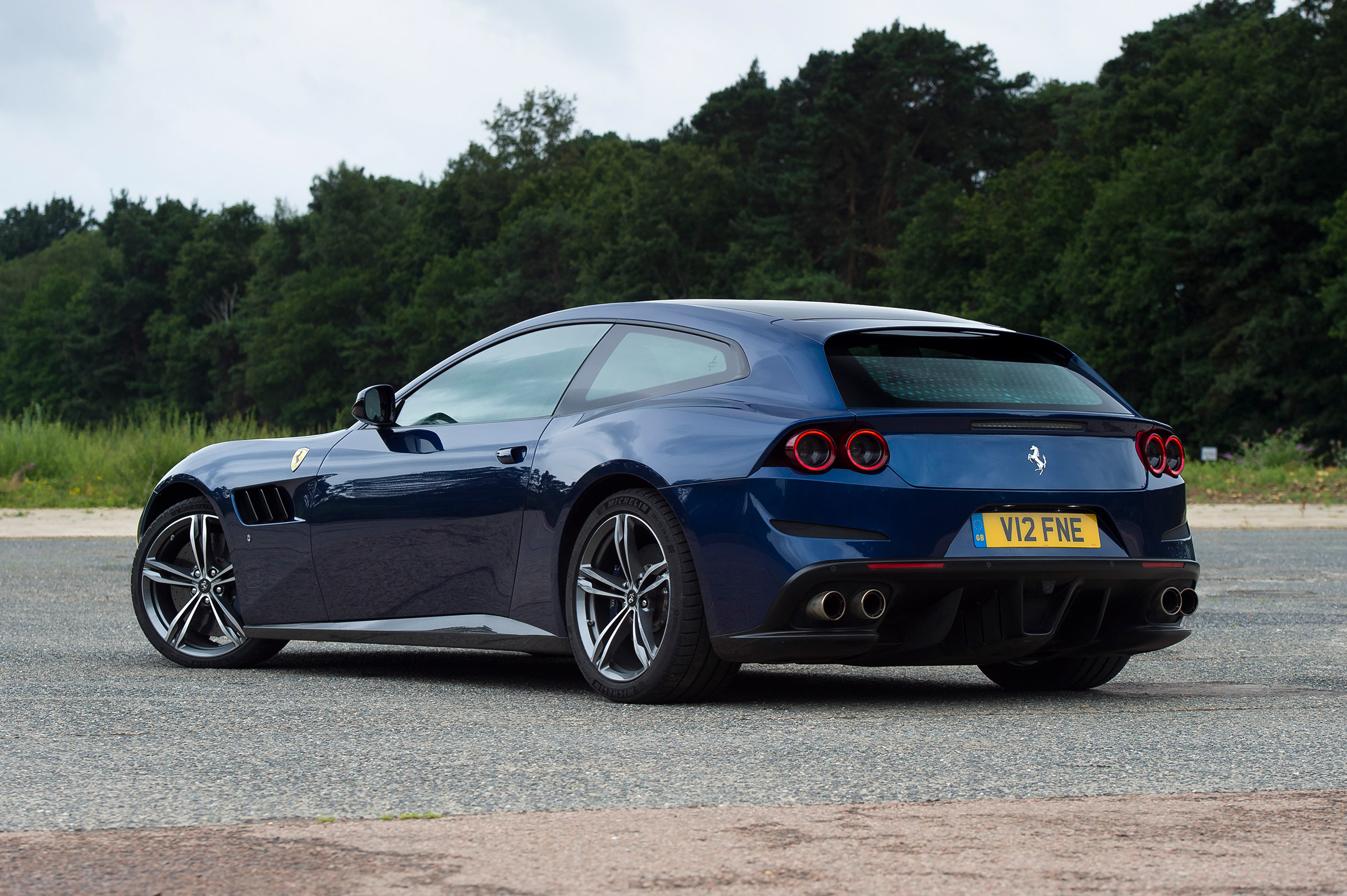 Ferrari GTC4 Lusso - rear static