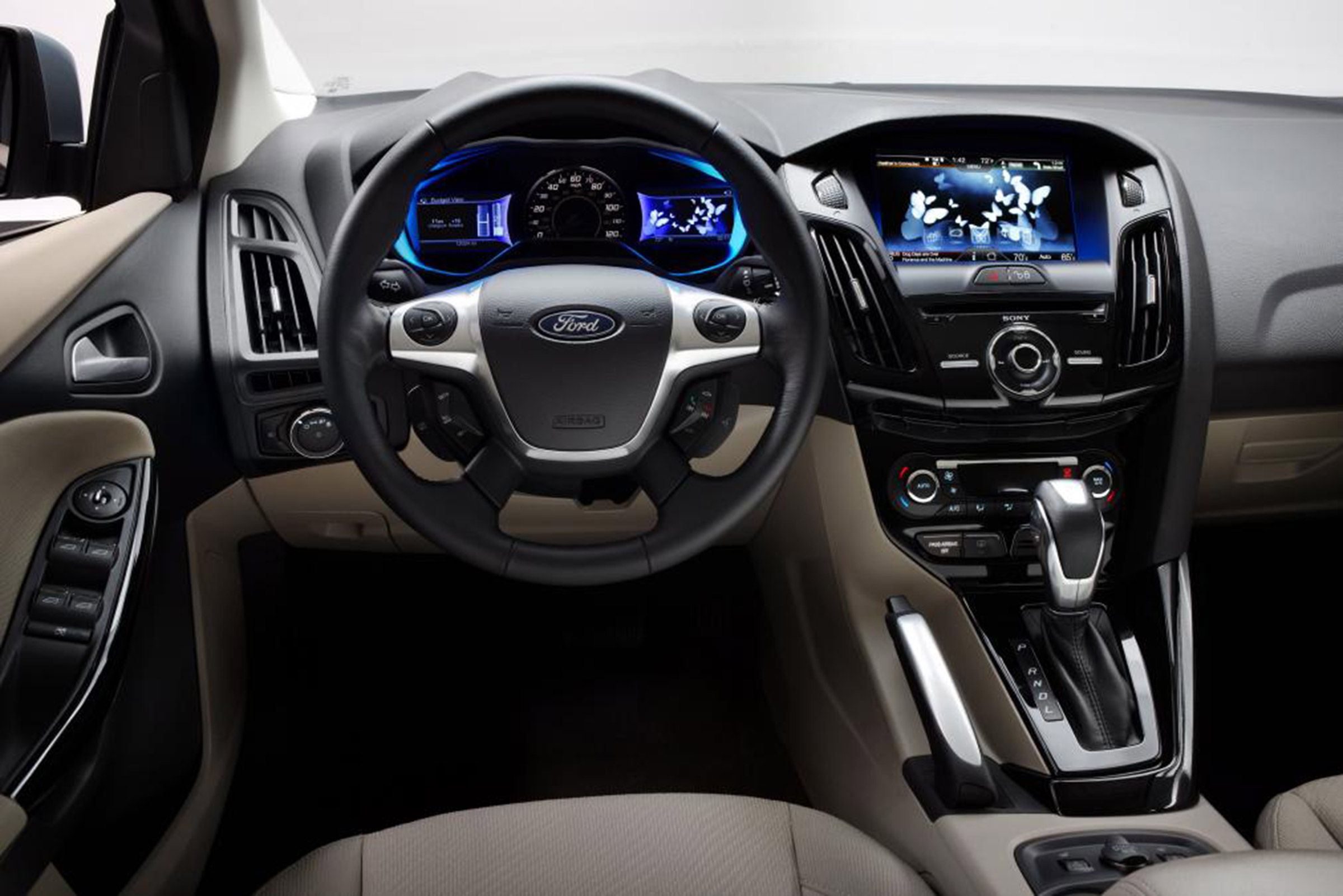 Ford Focus Electric - dash