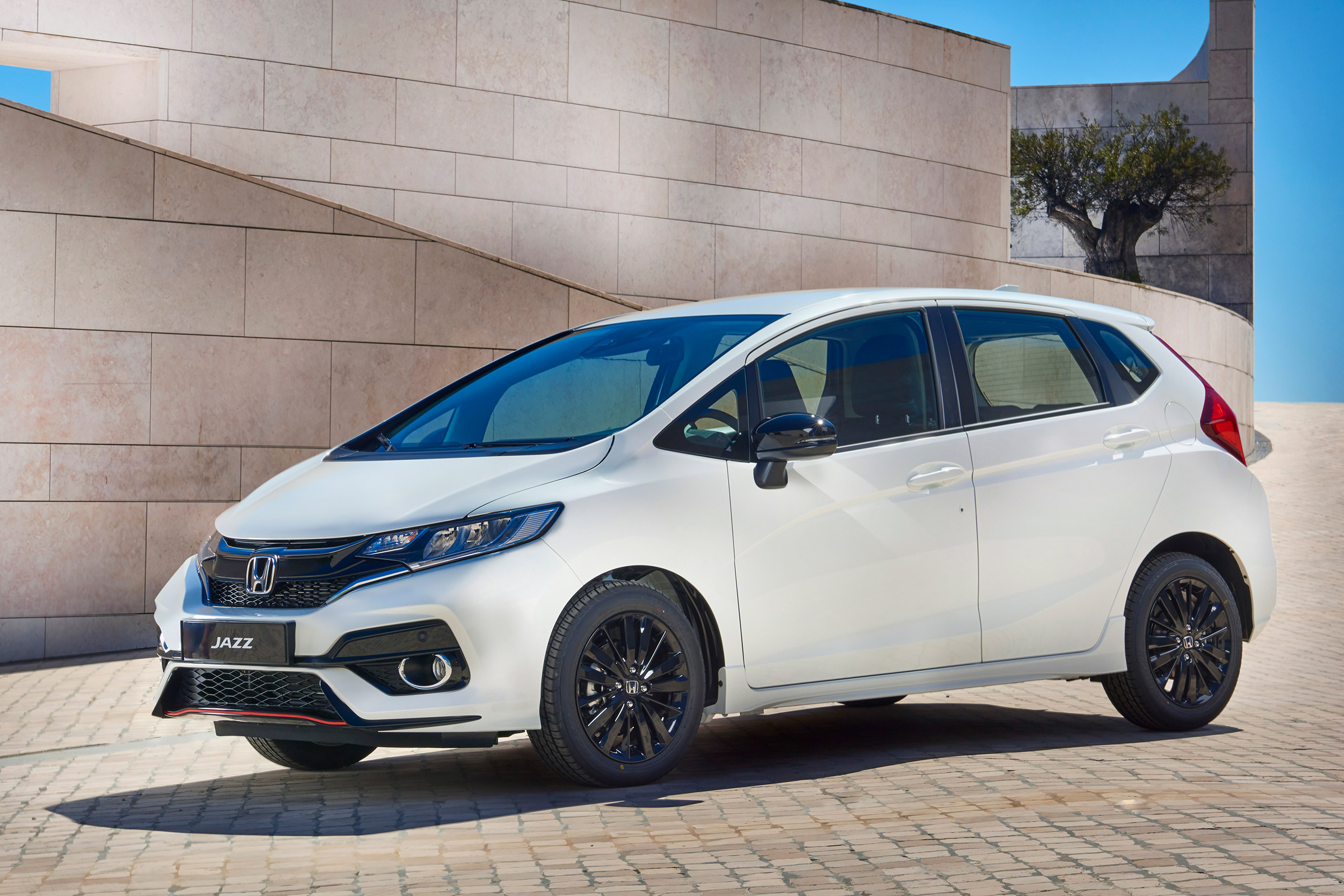Honda Jazz facelift - front