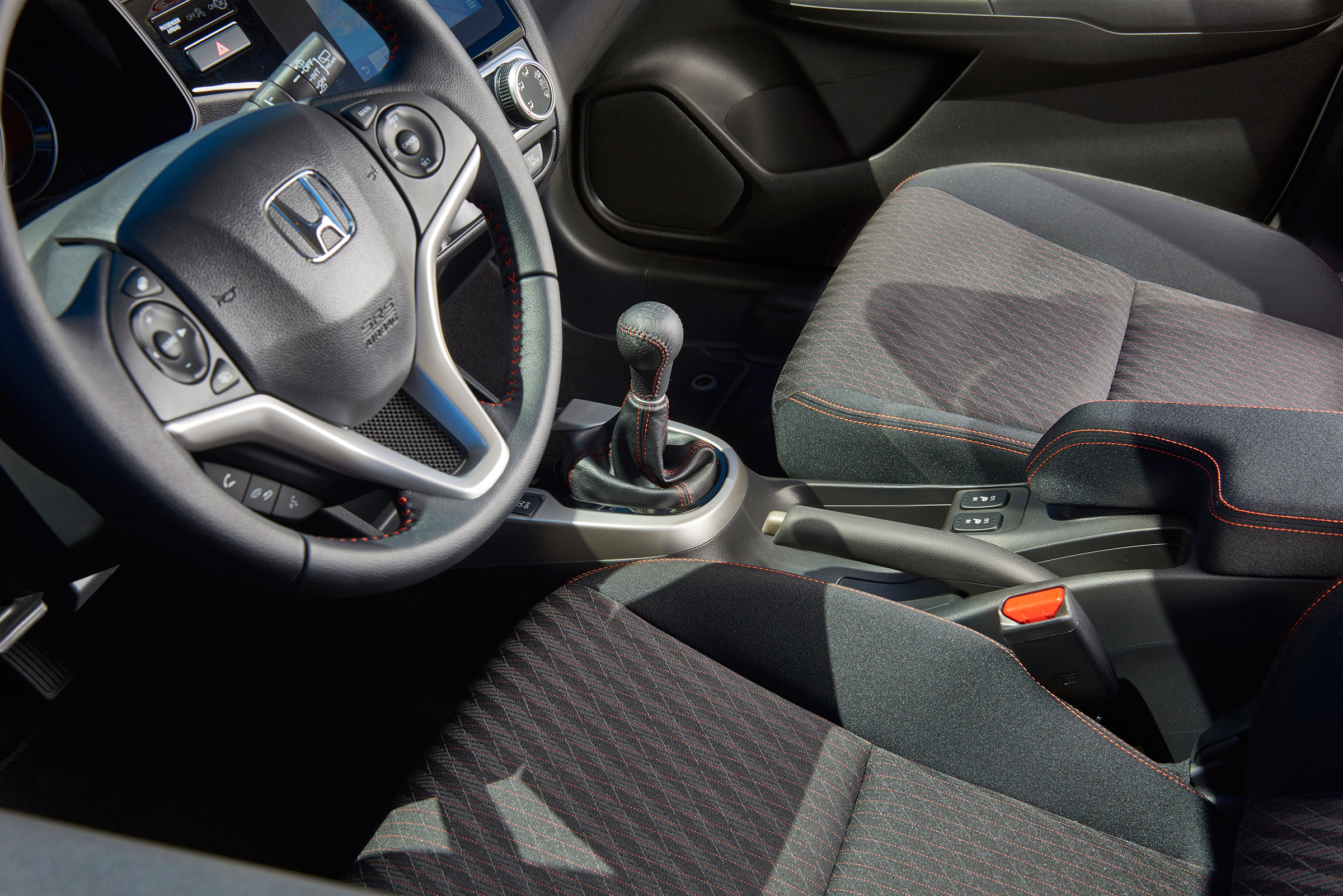 Honda Jazz facelift - interior detail