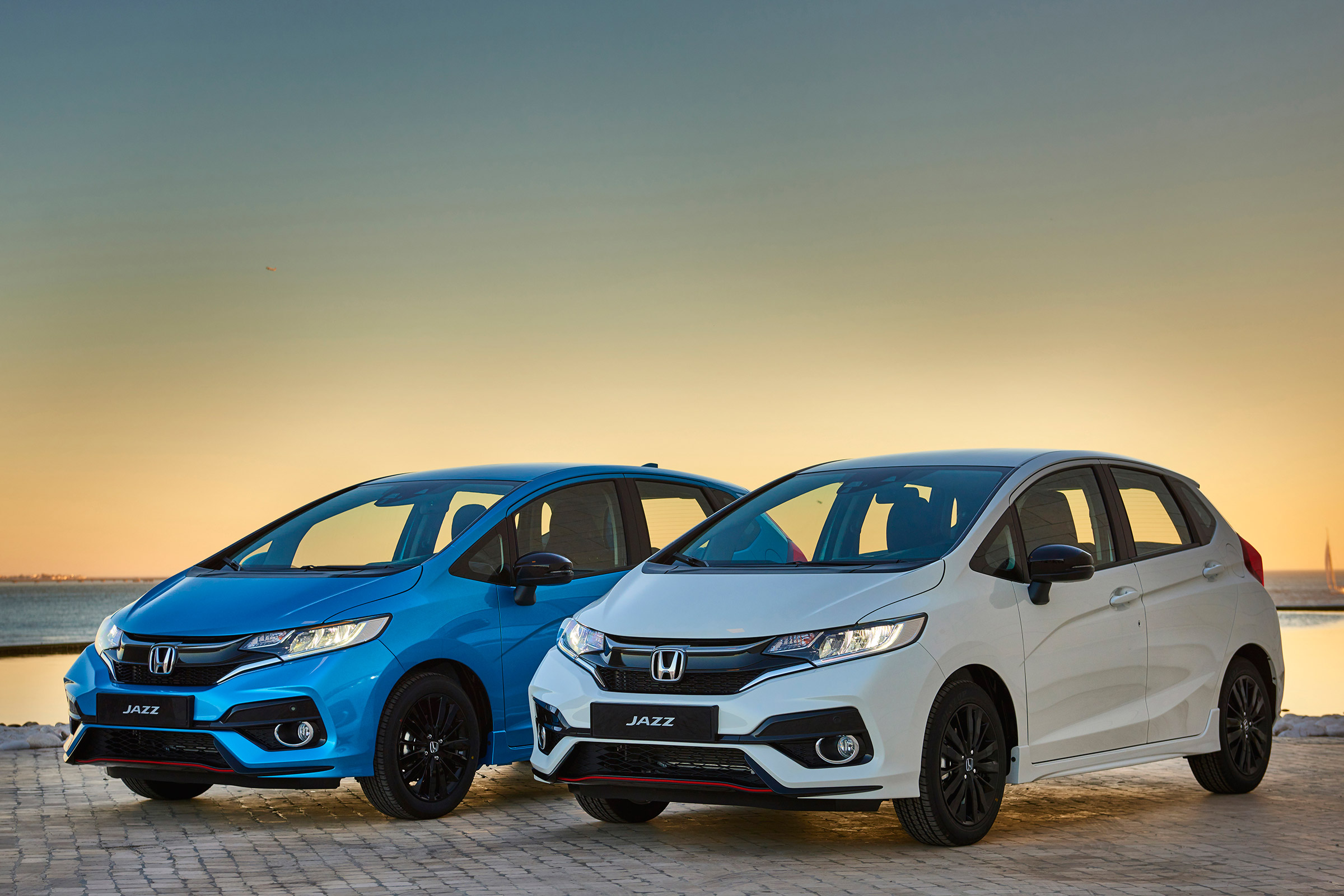 Honda Jazz facelift - front sunset