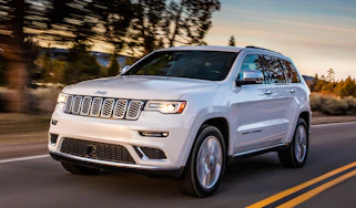 Jeep Grand Cherokee Summit - front