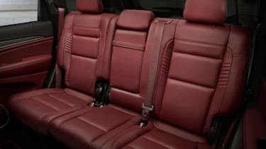 Jeep Grand Cherokee Trackhawk - rear seats