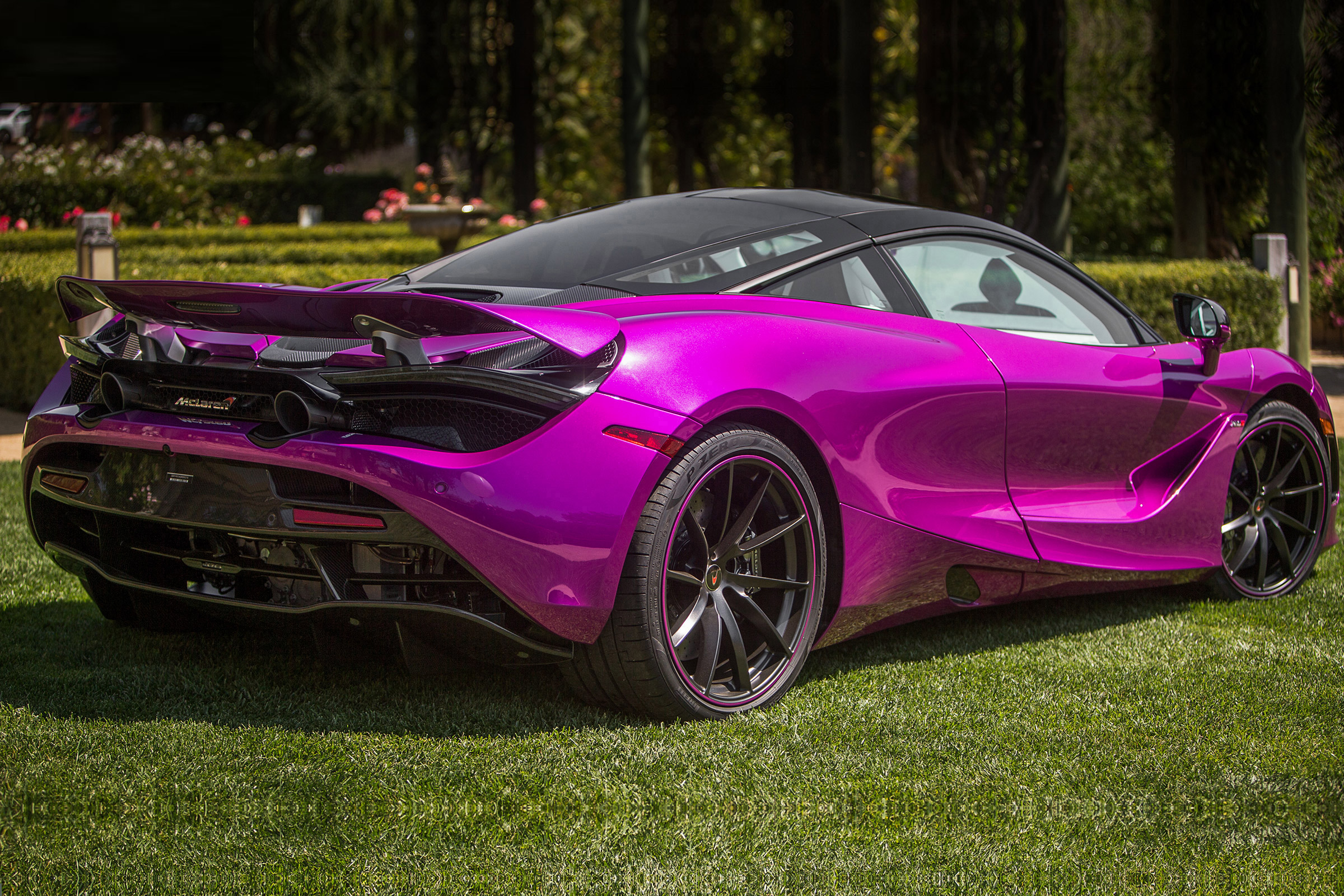 McLaren 720 MSO Fux Fuchsia - rear