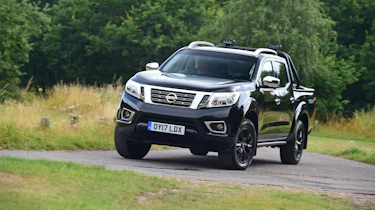 Nissan Navara Trek-1° 2017 front