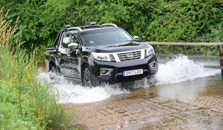 Nissan Navara Trek-1° 2017 review