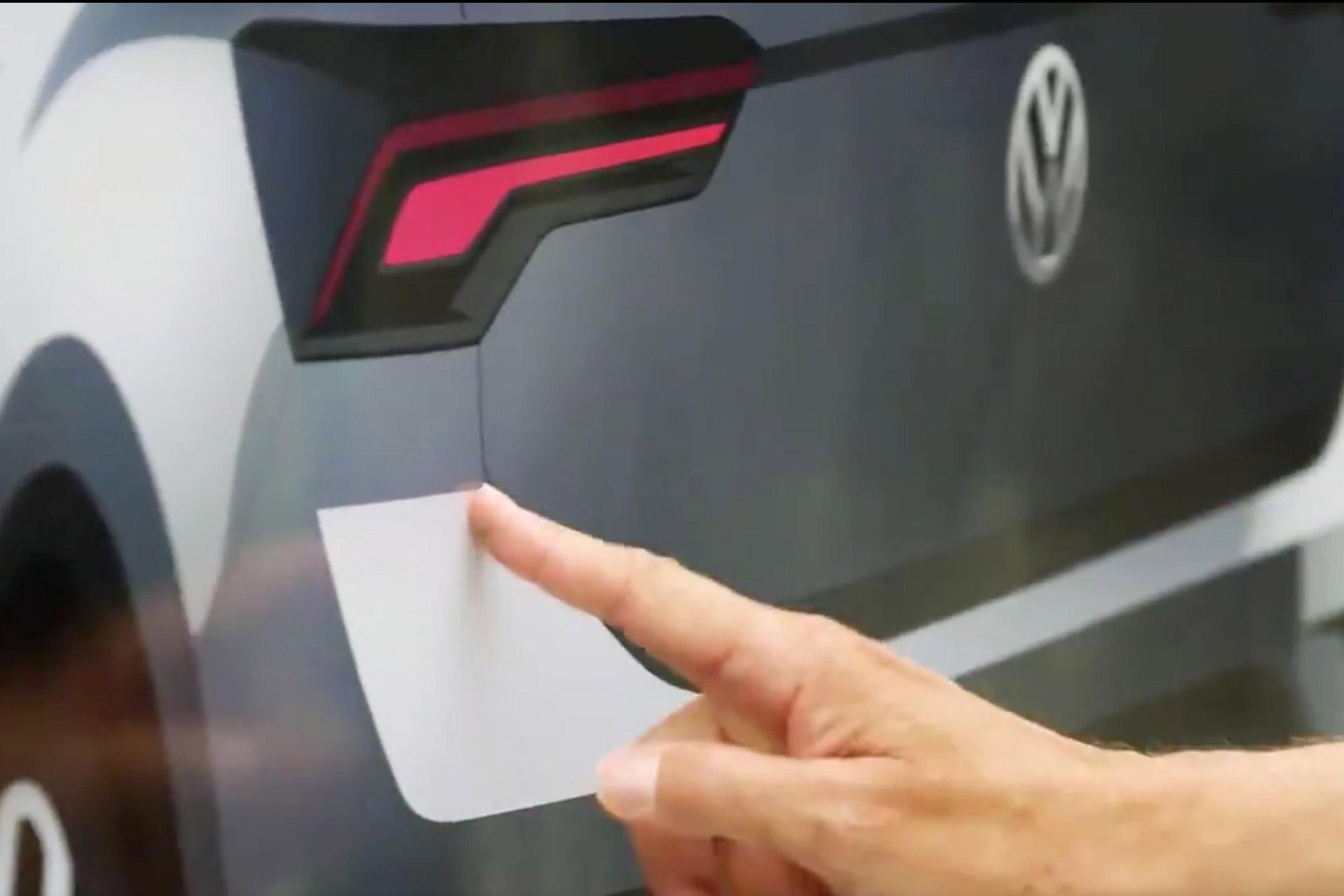 Volkswagen T-Roc teaser rear