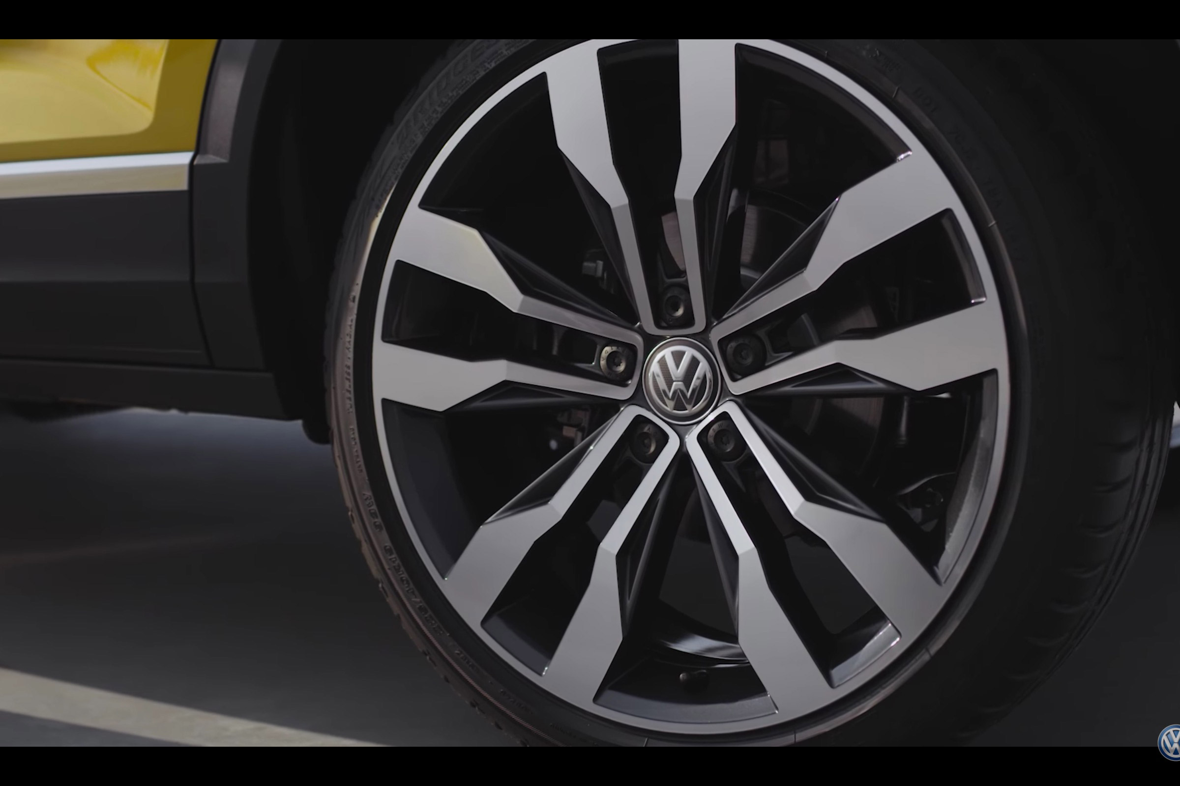 Volkswagen T-Roc teaser wheels