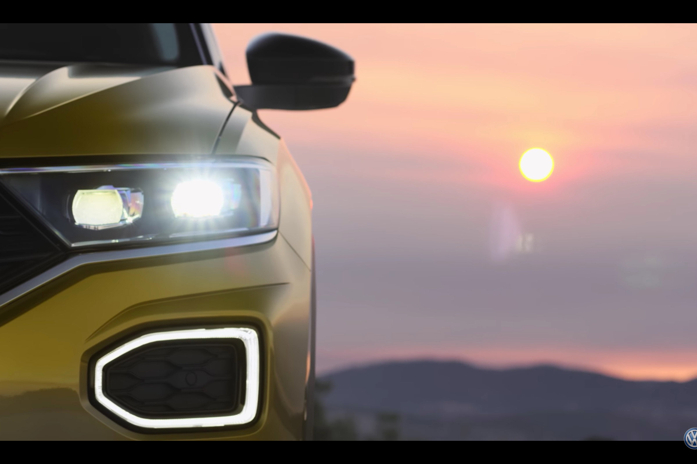 Volkswagen T-Roc teaser front