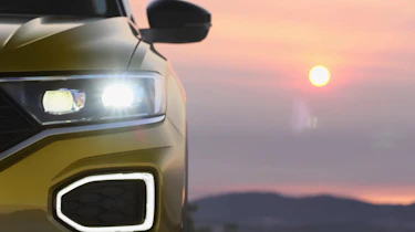 Volkswagen T-Roc teaser front