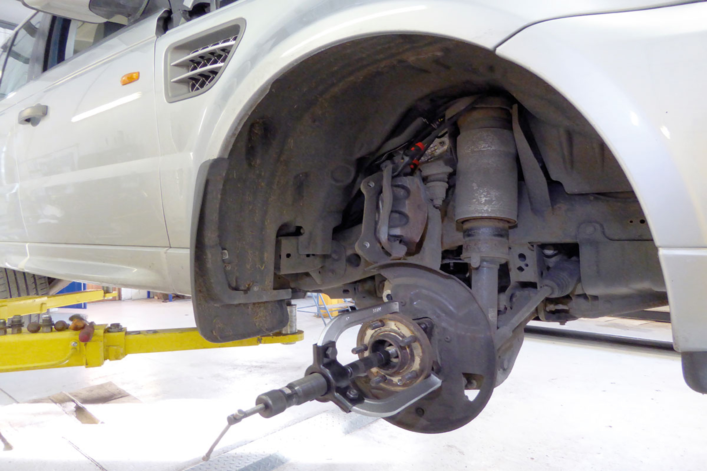 Replacing front hub bearing - 3