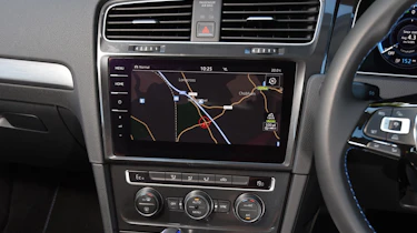 Long-term test - VW e-golf - infotainment
