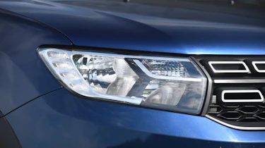 Dacia Sandero Stepway - headlight