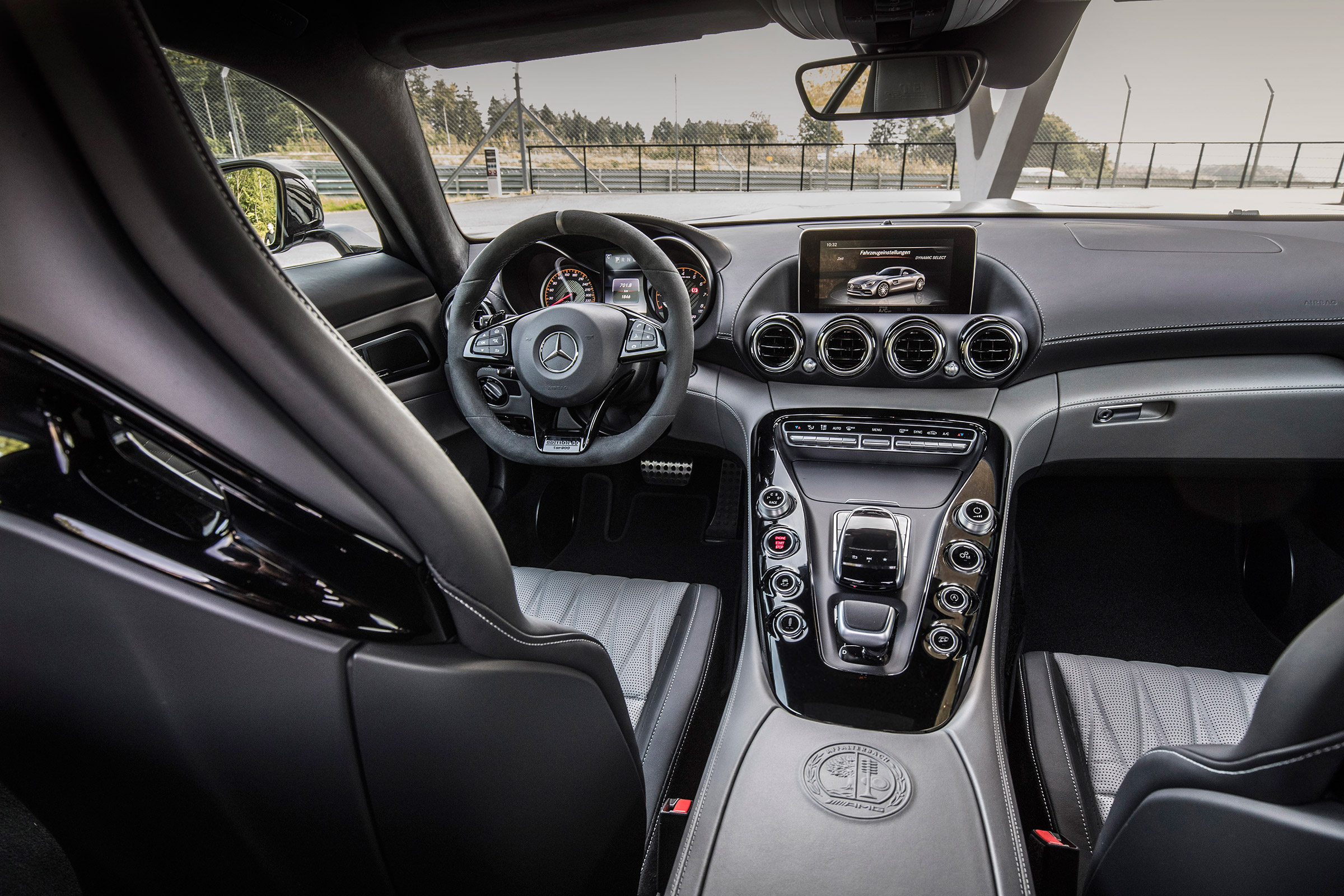 Mercedes-AMG GT C - interior