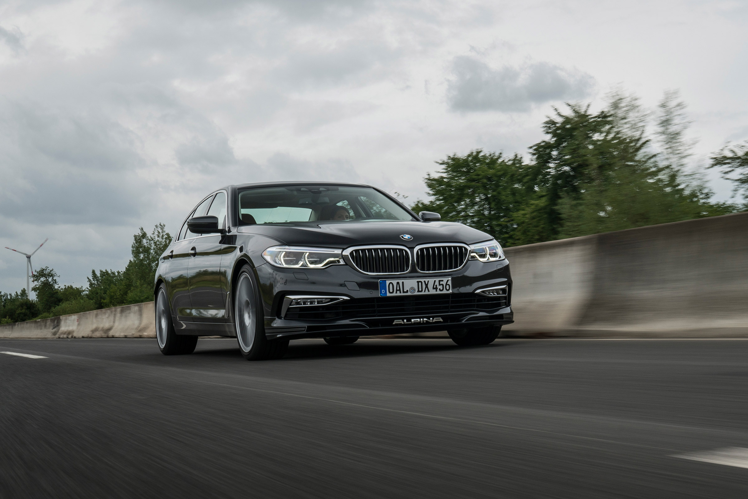 BMW Alpina D5 S - front tracking