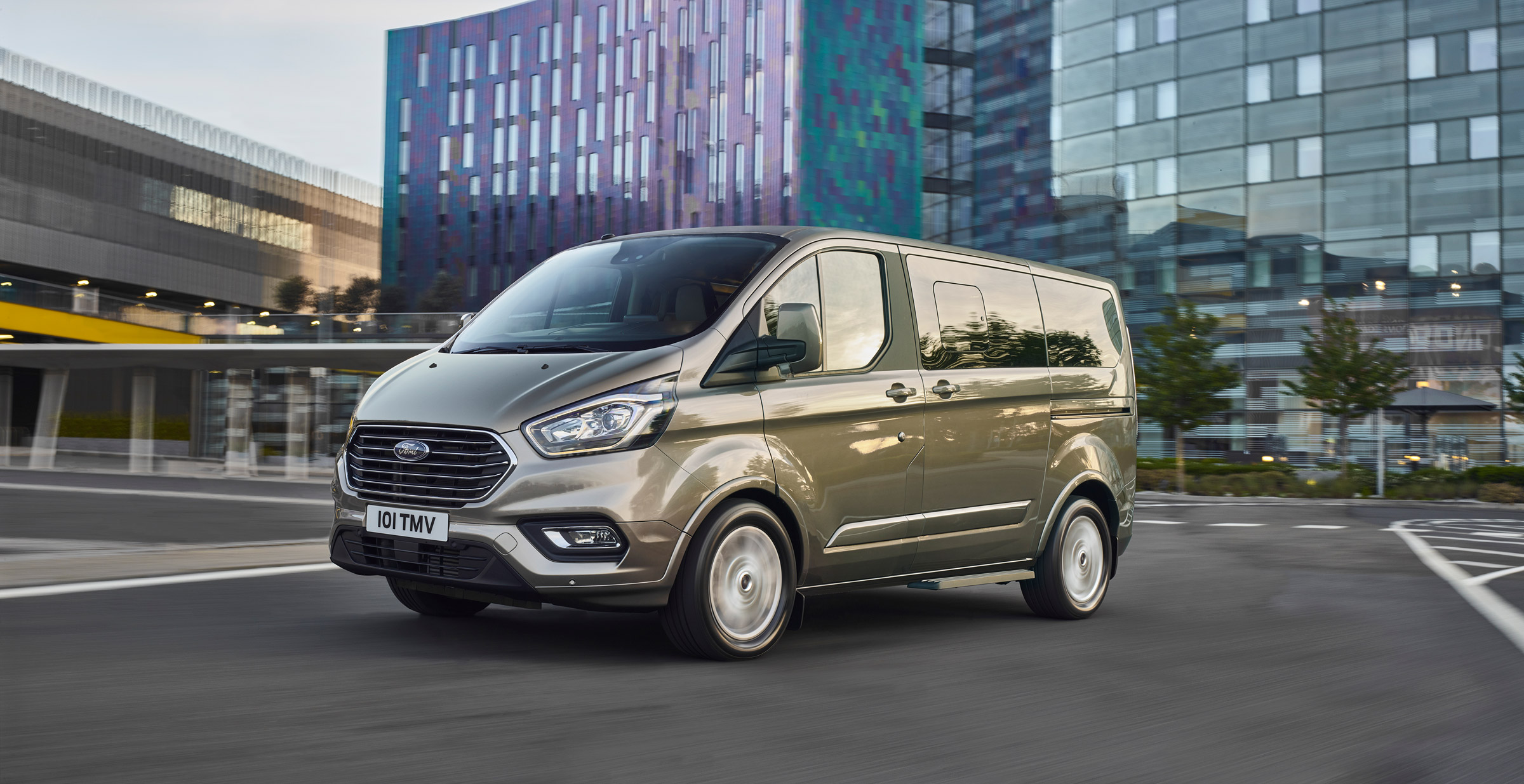 ford tourneo custom