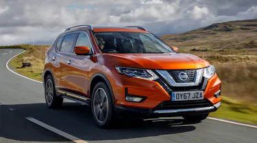 Nissan X-Trail - front