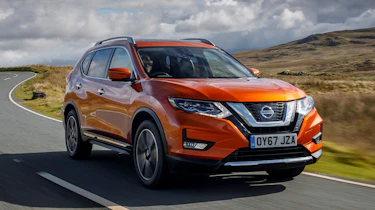 Nissan X-Trail - front