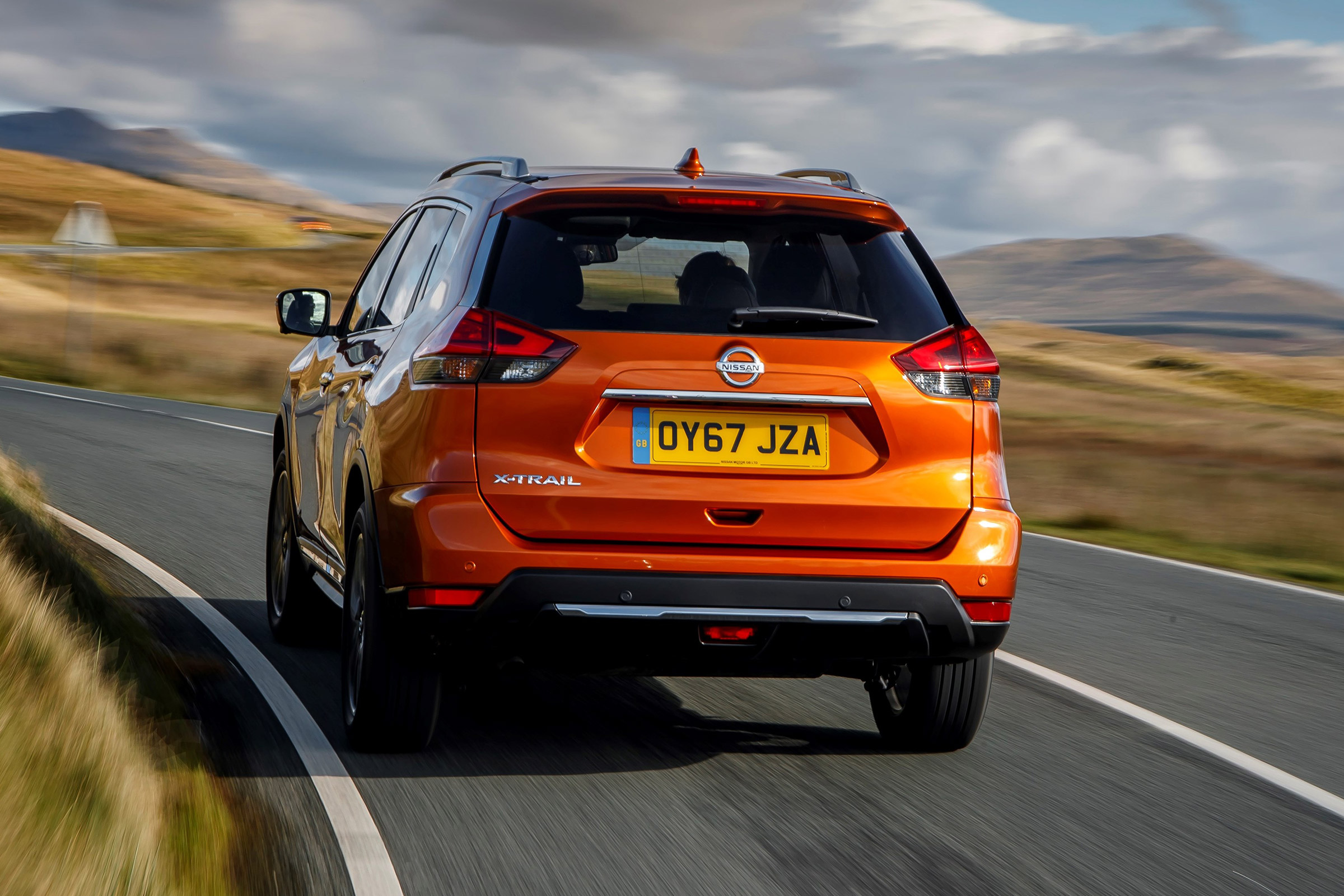 Nissan X-Trail - rear tracking